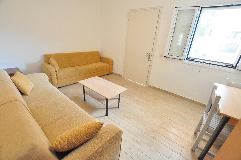 Acharavi Garden Hotel 3*
