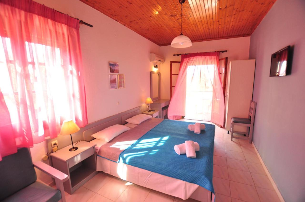 Acharavi Garden 3*