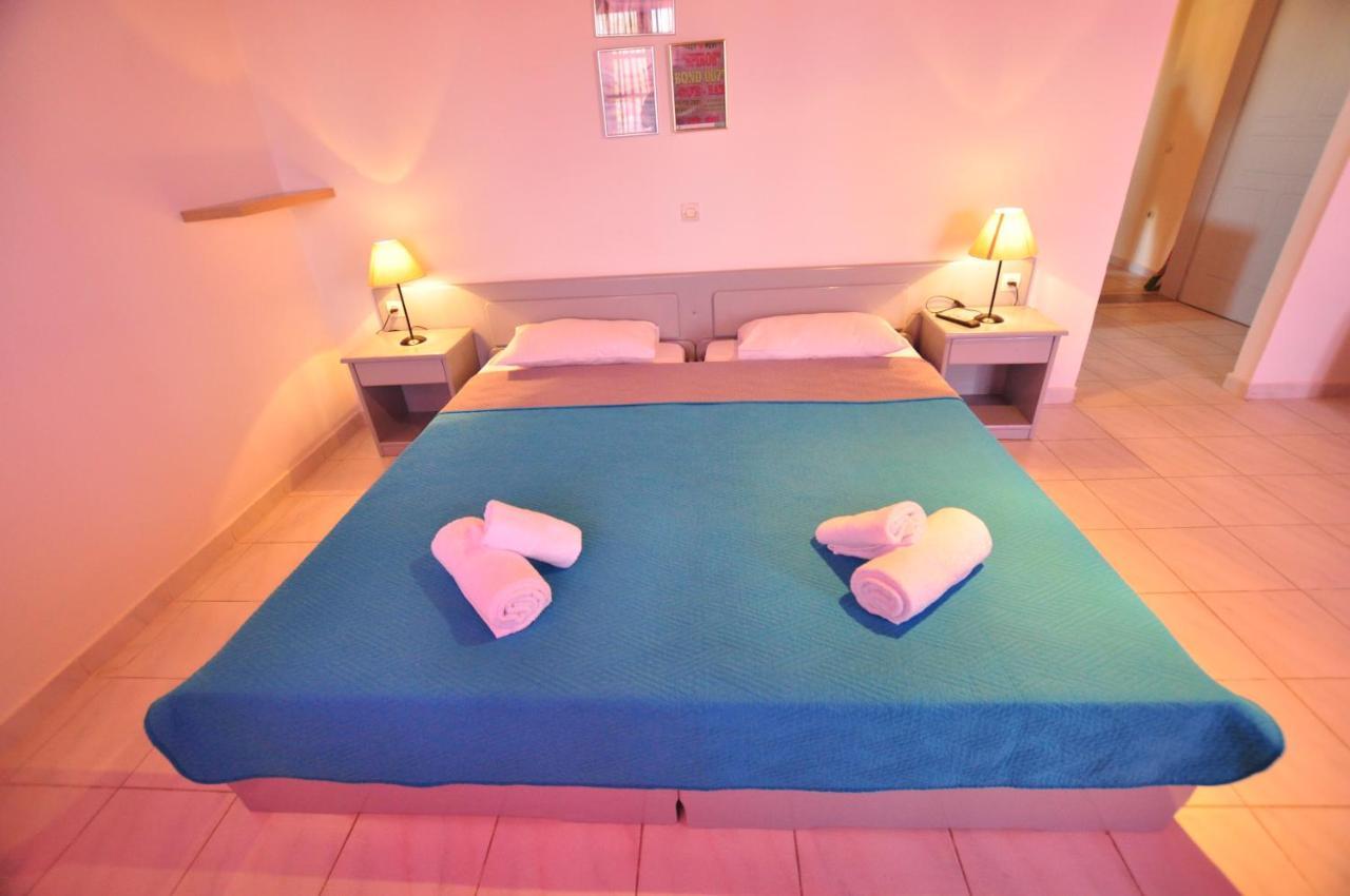 Acharavi Garden Hotel 3*