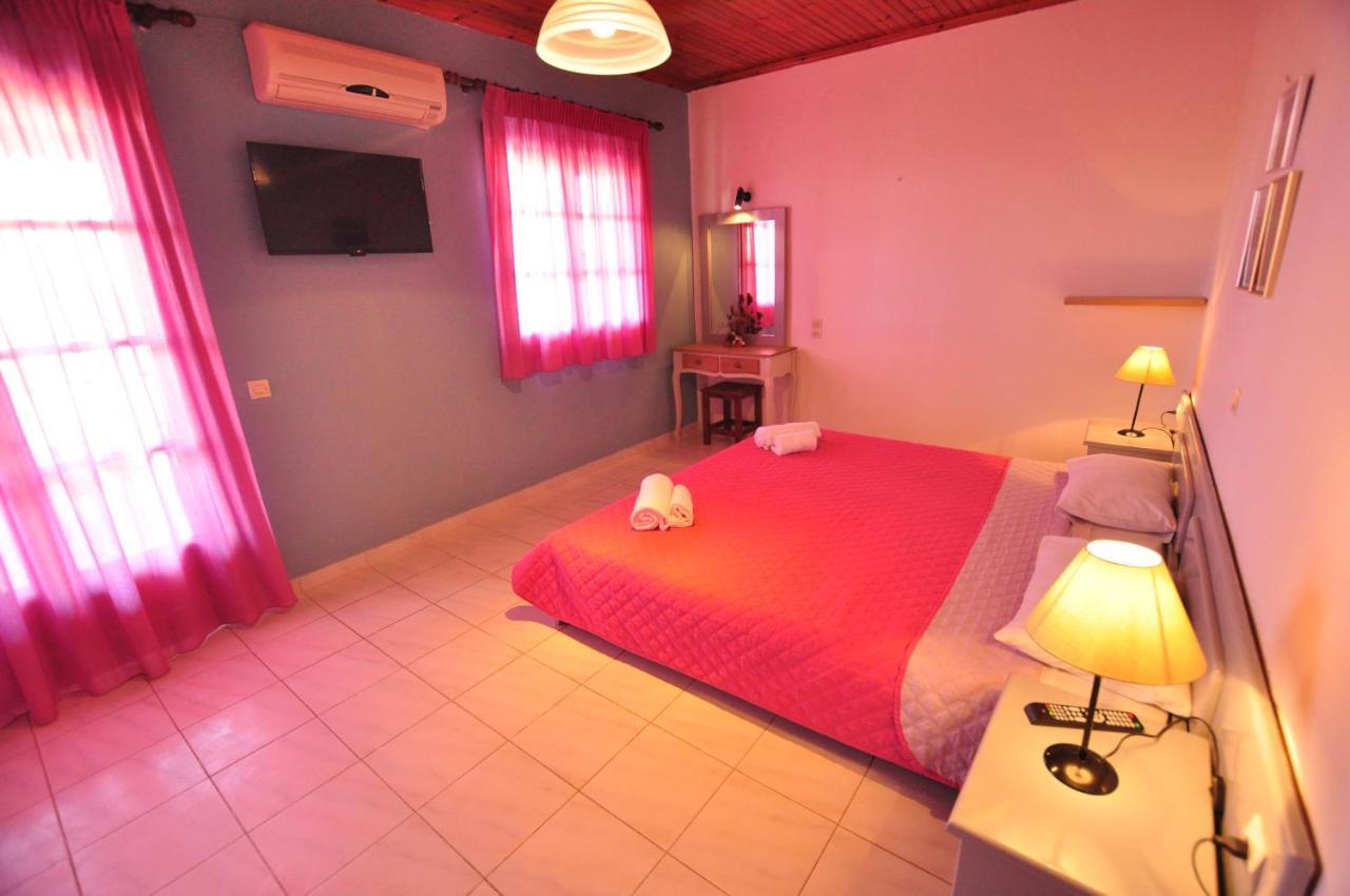 Hotel Acharavi Garden 3*
