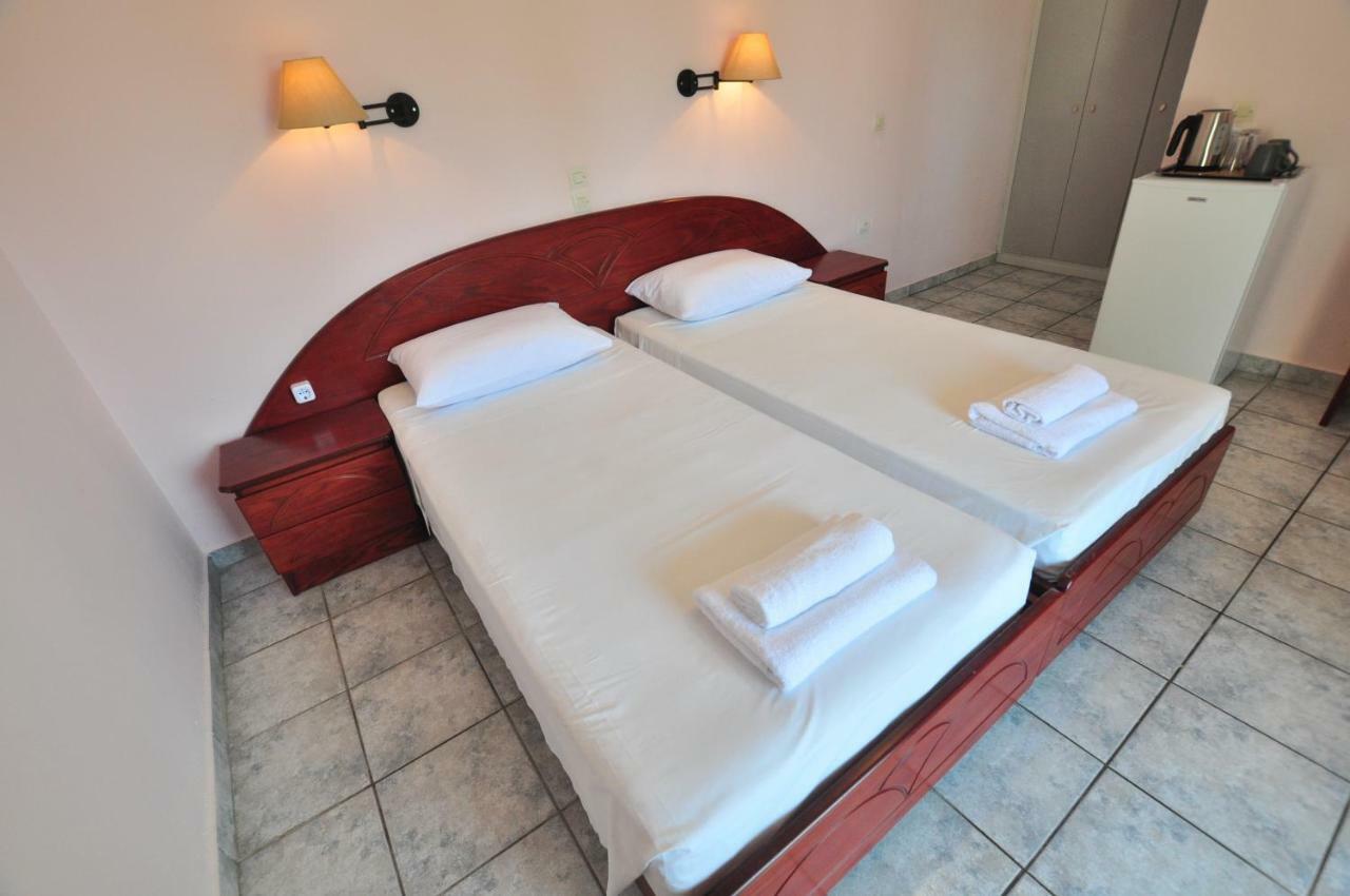 Acharavi Garden 3*